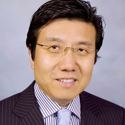Юн-По Чжан, доктор наук, доктор стоматології (з відзнакою), магістр бізнесу
